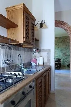 La Lodola Szálloda