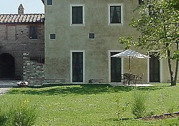 La Lodola Szálloda