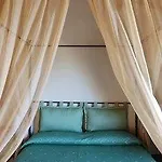 La Lodola Hotel