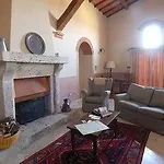 La Lodola 4*