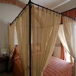 Hotel La Lodola 4*