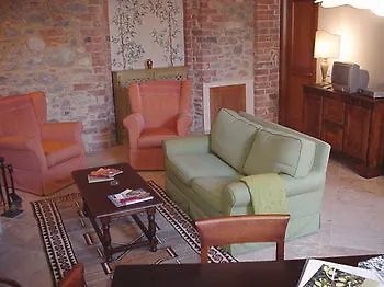 La Lodola 4*